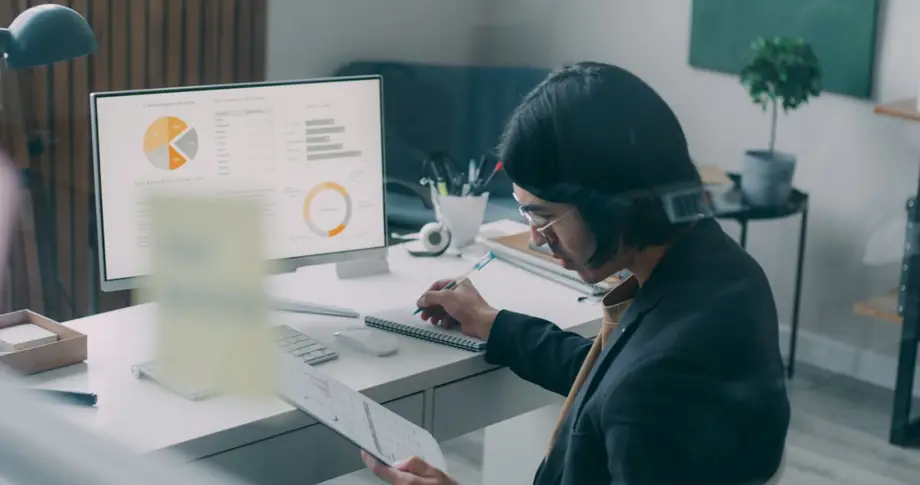 DentaVerge strategist reviewing a growth dashboard